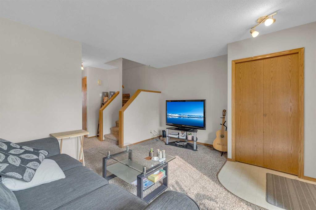 Fourth View of 5428 45 Street , Downtown Lacombe, Lacombe, Alberta, T4L 1H1
