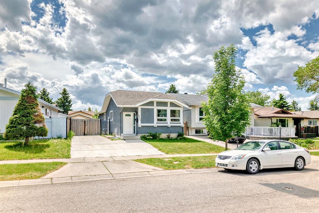 Second View of 6907 4 Avenue NE, Abbeydale, Calgary, Alberta, T2A 6M1