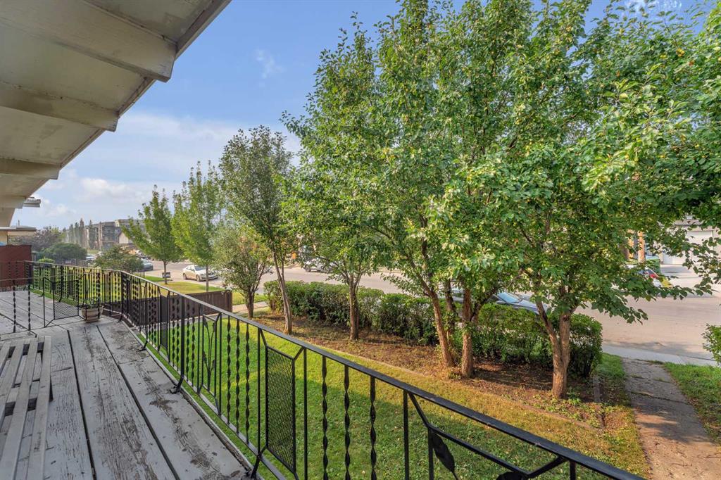 Fourth View of 2833 / 2835 14 Avenue SE, Albert Park/Radisson Heights, Calgary, Alberta, T2A 0J8