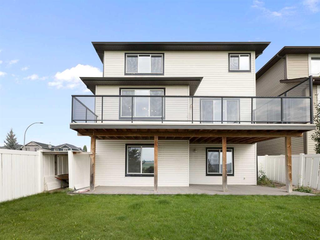 Third View of 5 Bridlecrest Street SW, Bridlewood, Calgary, Alberta, T2Y 4Y5