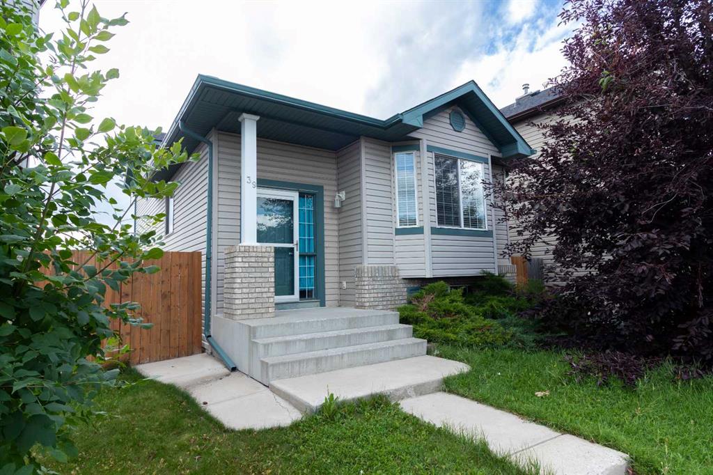 39 Saddlemont Manor NE, A2253763, Alberta,