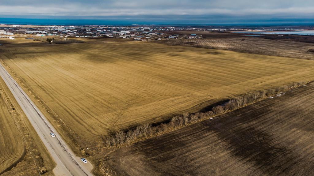 Fifth View of 9300 69 Avenue , NONE, Clairmont, Alberta, T8X 5B3