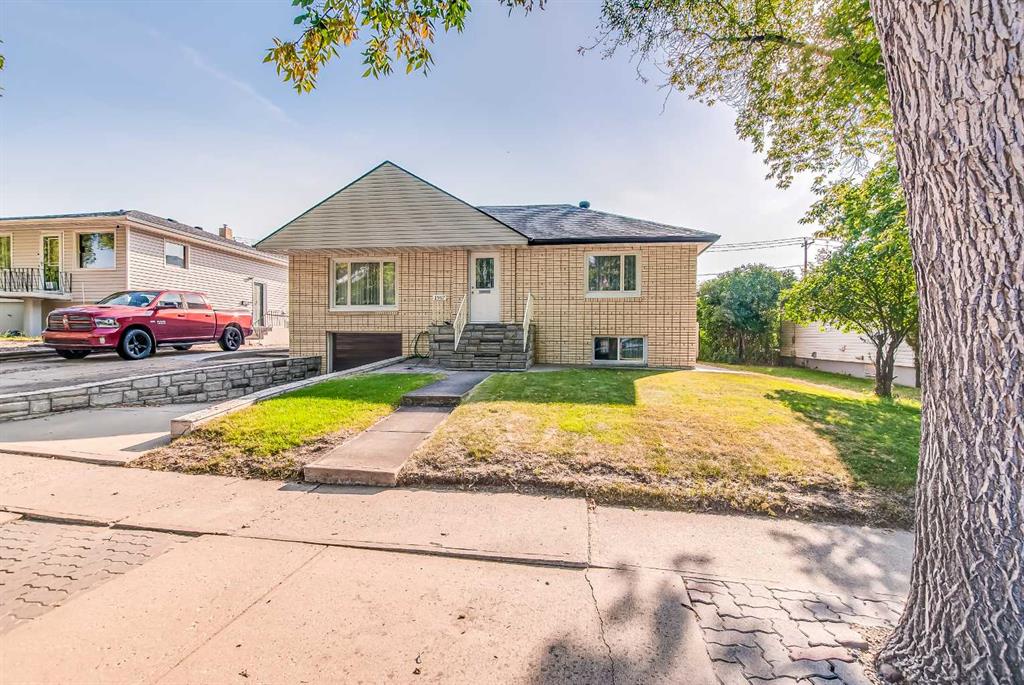 Fourth View of 1967 15 Avenue SE, Crestwood-Norwood, Medicine Hat, Alberta, T1A 3R7