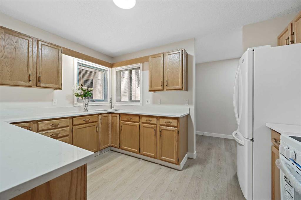 Third View of 22 Sandarac Circle NW, Sandstone Valley, Calgary, Alberta, T3K 3G7