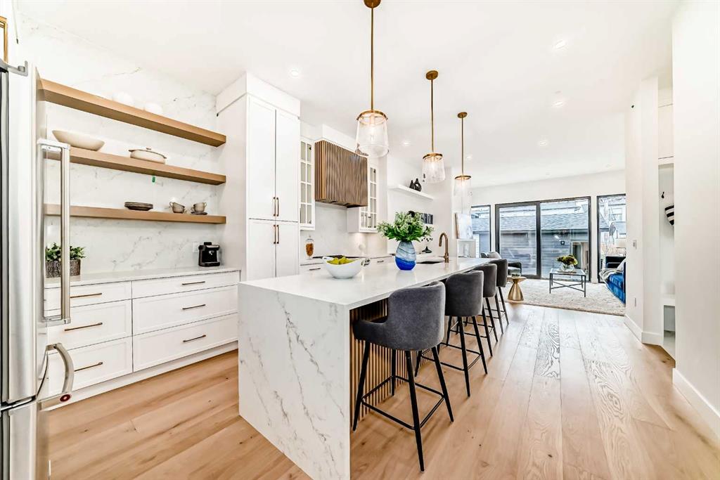 Second View of B, 2135 53 Avenue SW, North Glenmore Park, Calgary, Alberta, T3E 1K9