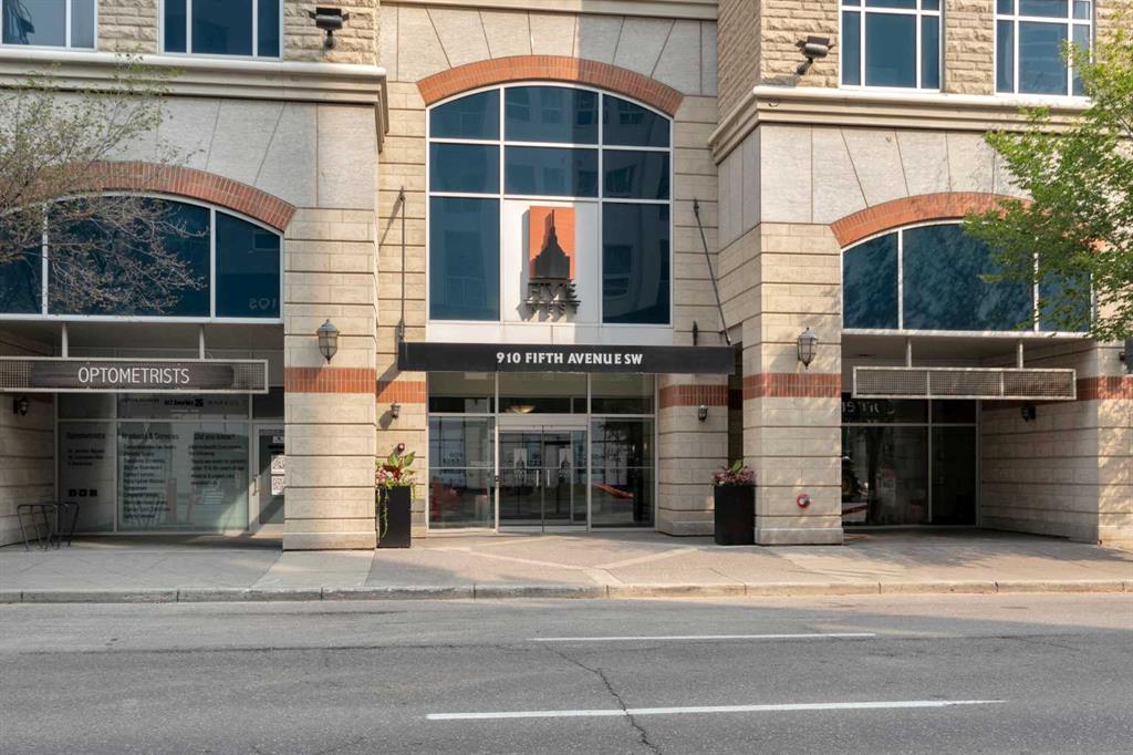 Third View of 2605, 910 5 Avenue SW, Downtown Commercial Core, Calgary, Alberta, T2P 0C3
