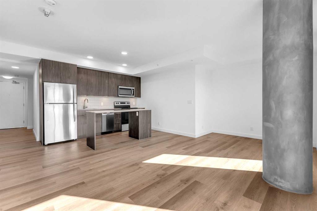 Third View of 1313, 123 4 Street NE, Crescent Heights, Calgary, Alberta, T2E 3S2