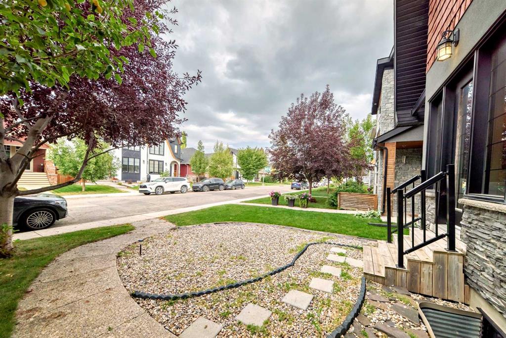 Fourth View of 1829 19 Avenue NW, Capitol Hill, Calgary, Alberta, T2M 1B6