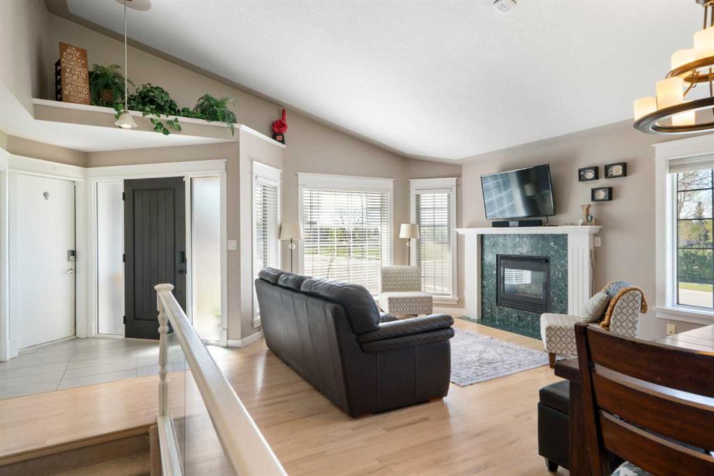 Third View of 341 Sunset Place , Suntree, Okotoks, Alberta, T1S 1P7