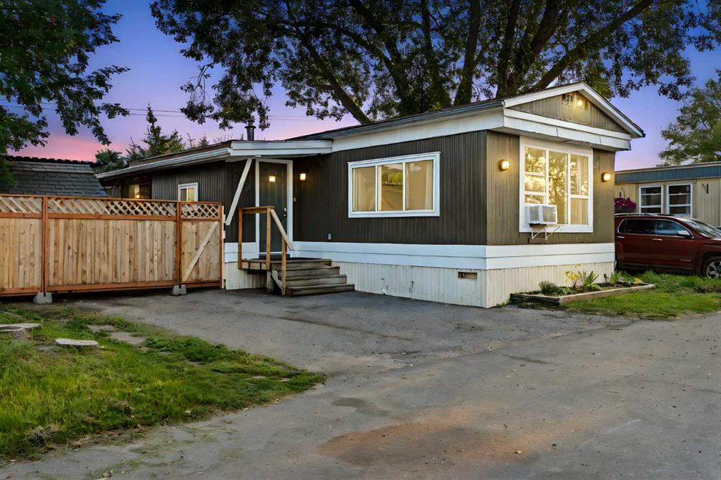 109 Sunset Way NE, A2254118, Alberta,