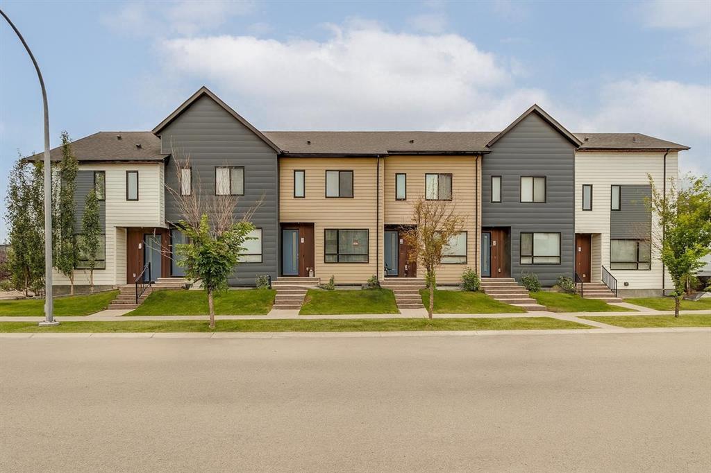 15 Redstone Way NE, A2254153, Alberta,
