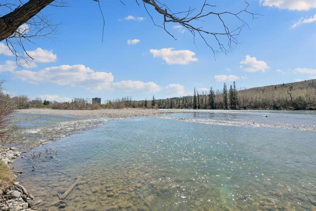 Fourth View of 4538 Montgomery Avenue NW, Montgomery, Calgary, Alberta, T3B 0K9