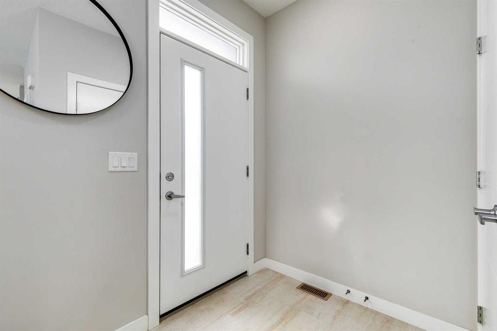 Fifth View of 805 Sage Meadows Gardens NW, Sage Hill, Calgary, Alberta, T3P1K3