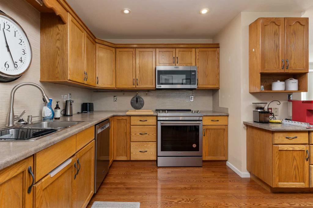 Fifth View of 3914 56A  , Parkview, Camrose, Alberta, T4V 4L1