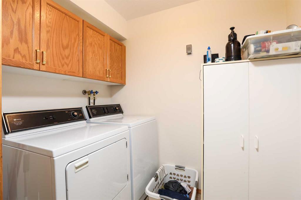 Fifth View of 306, 75 1st Avenue S, Downtown, Lethbridge, Alberta, T1J 4N7