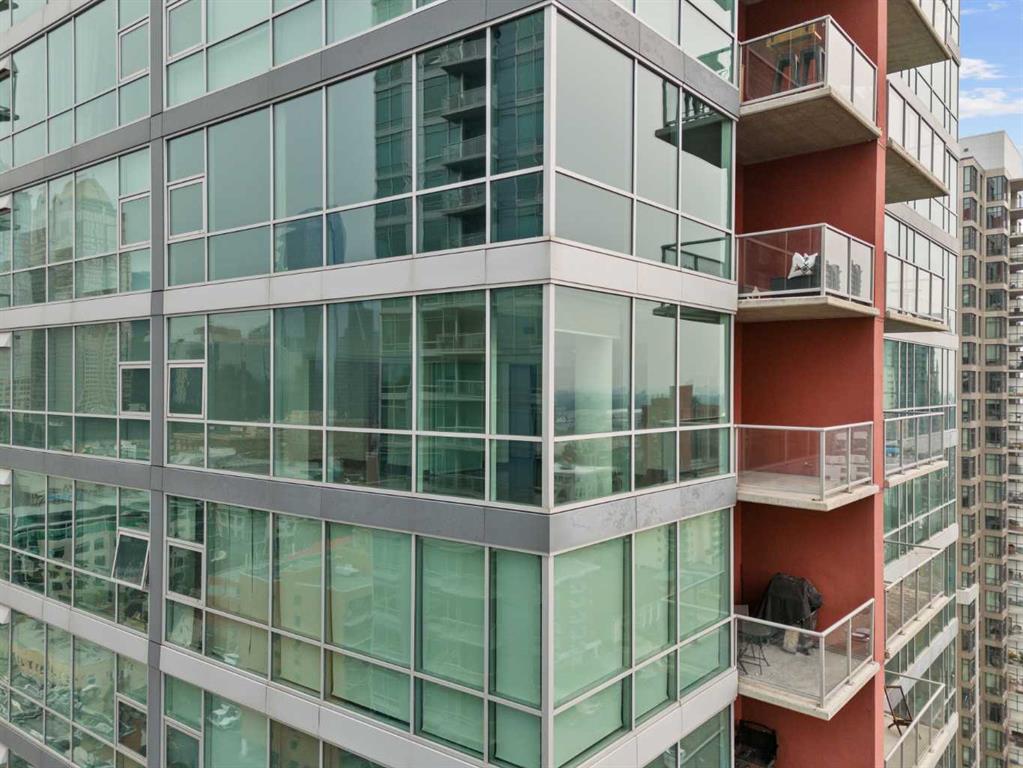 Fourth View of 1608, 135 13 Avenue SW, Beltline, Calgary, Alberta, T2R 0W8