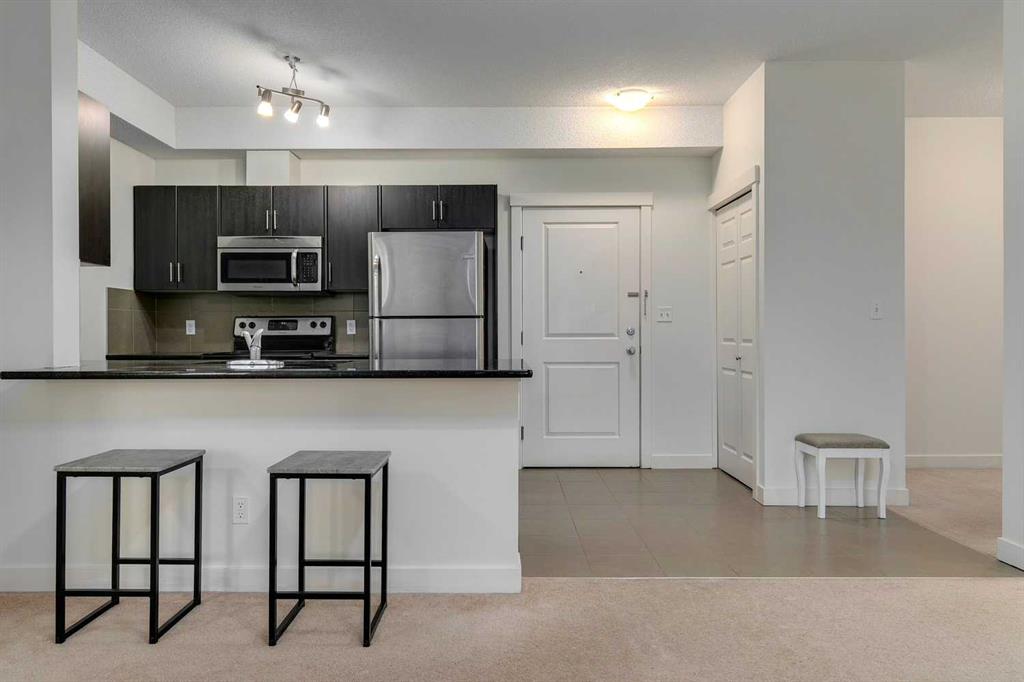 305, 3950 46 Avenue NW, A2254282, Alberta,