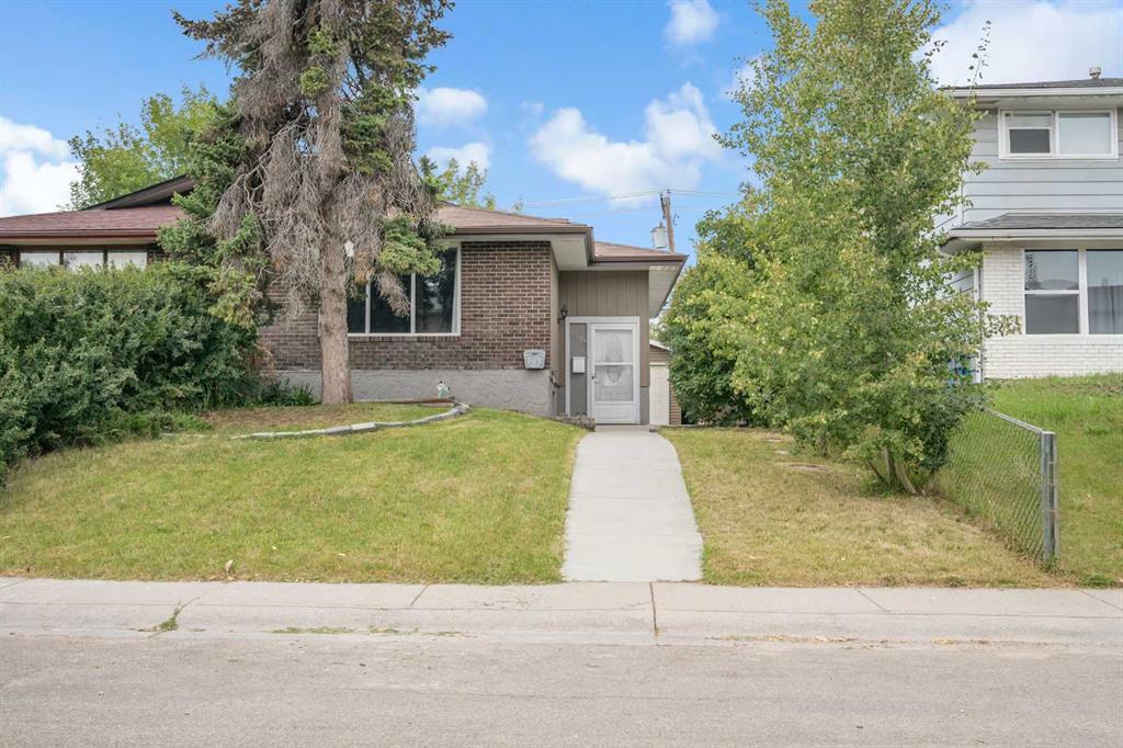 Third View of 3133 Doverville Crescent SE, Dover, Calgary, Alberta, T2B1V1