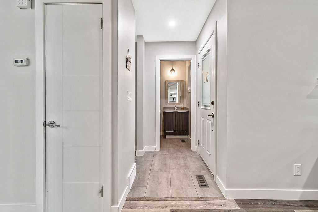 Fourth View of 31 Castlebrook Road NE, Castleridge, Calgary, Alberta, T3J 1R3