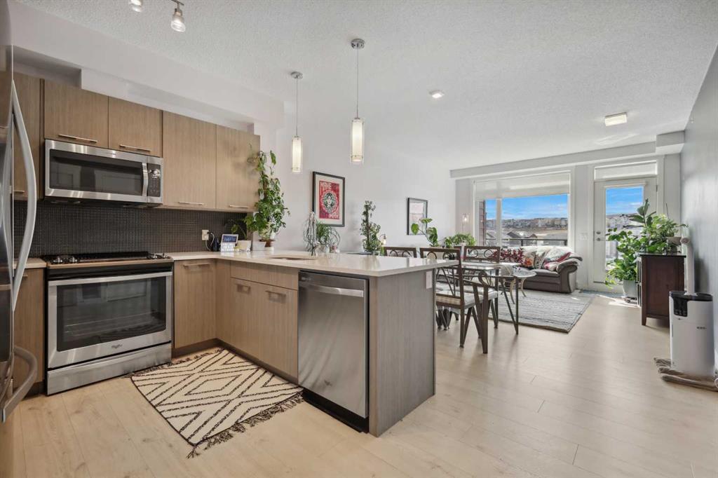 412, 214 Sherwood Square NW, A2254326, Alberta,
