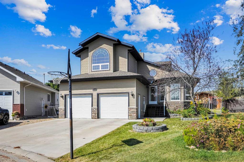 Third View of 1230 1 Avenue NW, Midland, Drumheller, Alberta, T0J 0Y1