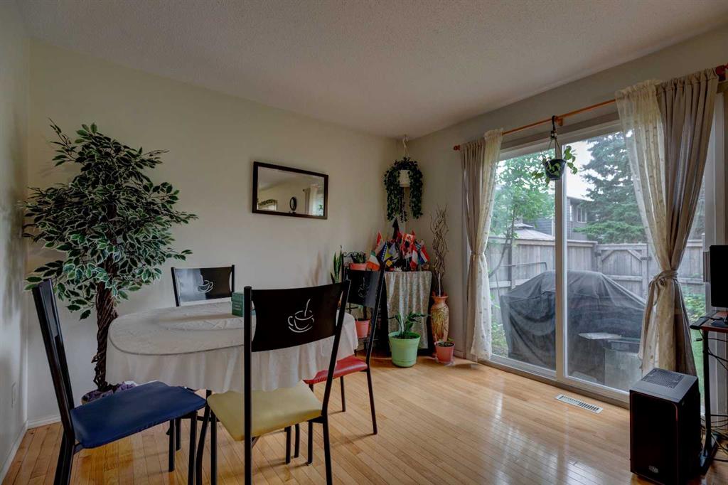 Fourth View of 30, 219 90 Avenue SE, Acadia, Calgary, Alberta, T2J 0A3