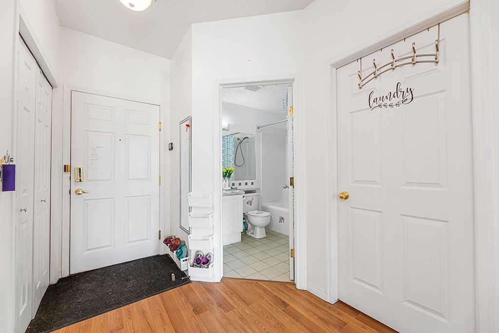 Fourth View of 423, 126 14 Avenue SW, Beltline, Calgary, Alberta, T2R 0L9
