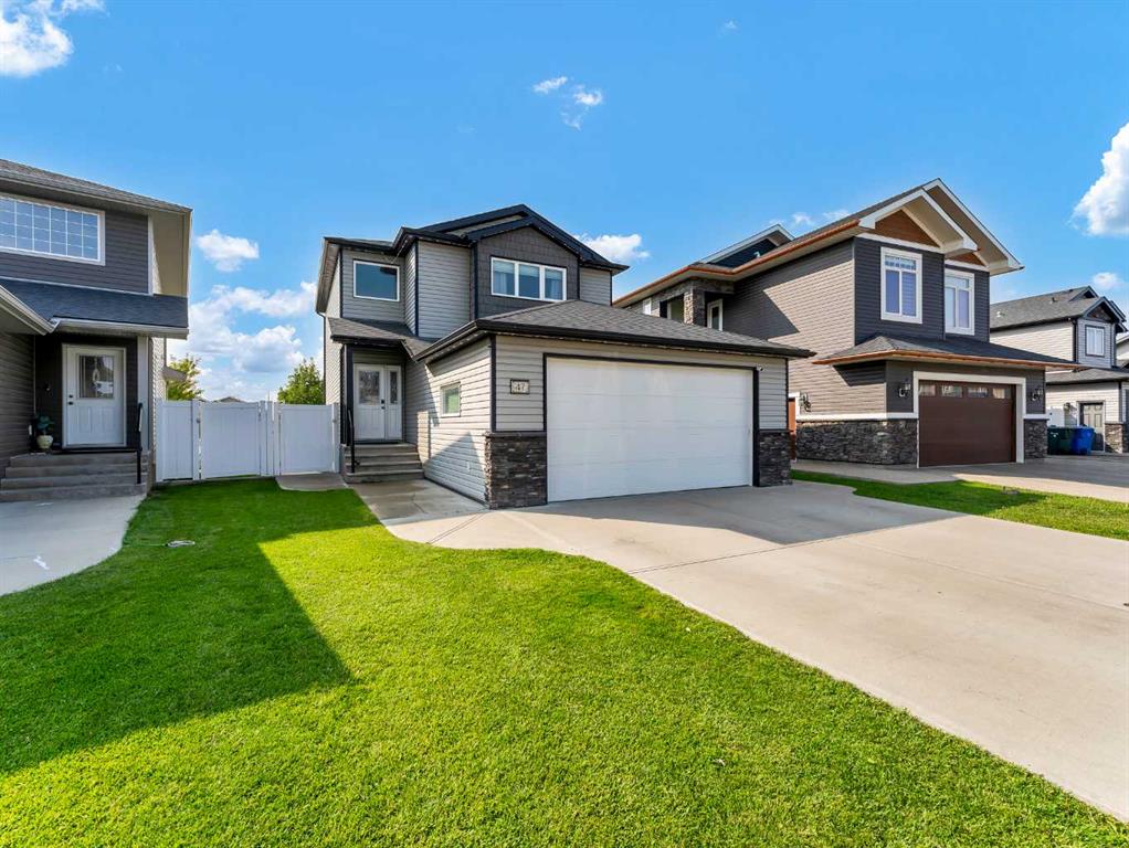 47 Sterling Link SE, A2254402, Alberta,