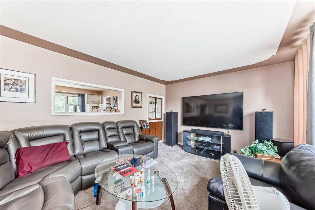 Fourth View of 2235 42 Street SE, Forest Lawn, Calgary, Alberta, T2B 1G4