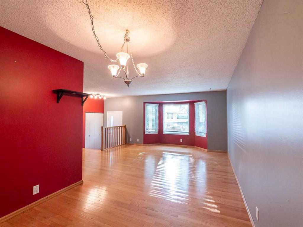 Fifth View of 2404 51 Street NE, Rundle, Calgary, Alberta, T1Y1C3