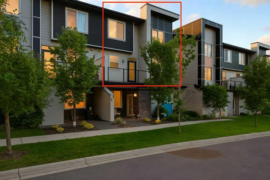 202, 125 Redstone  NE, A2254466, Alberta,