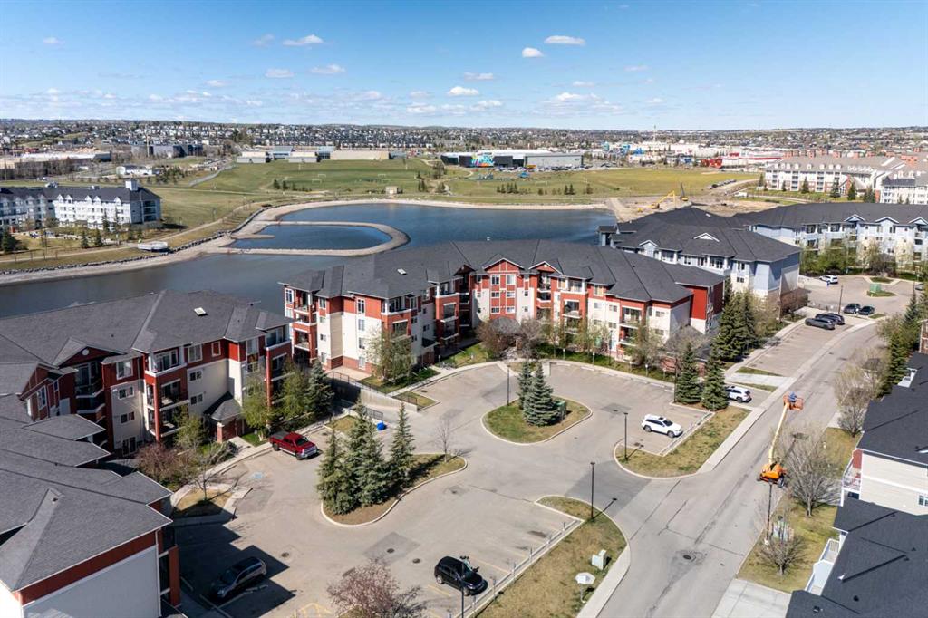 114, 156 Country Village Circle NE, A2254467, Alberta,
