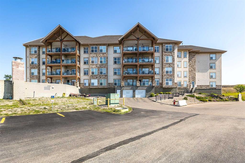 329, 201 River Ridge Drive NW, A2254510, Alberta,