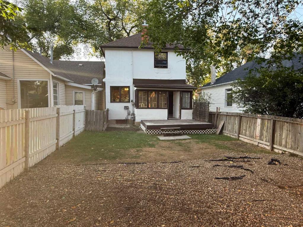 Fifth View of 831A 4 Street SE, River Flats, Medicine Hat, Alberta, T1A 0L7