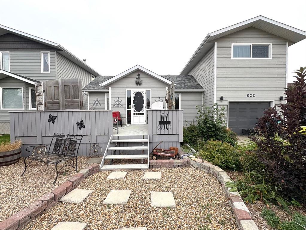 205 3 Avenue E, A2254559, Alberta,