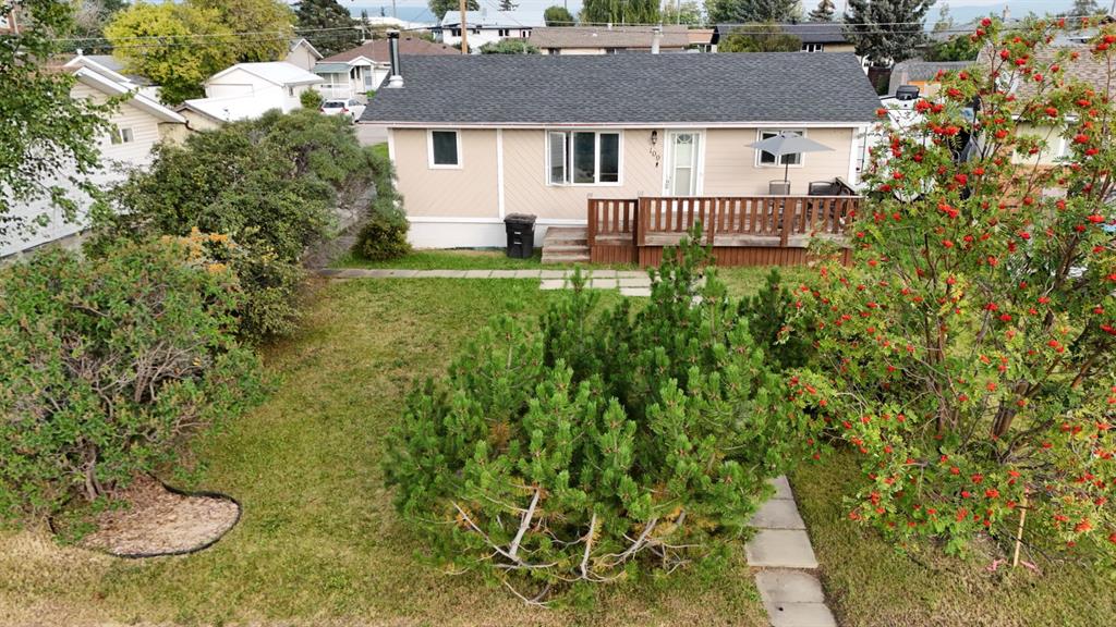 109 CADOMIN Square , A2254586, Alberta,