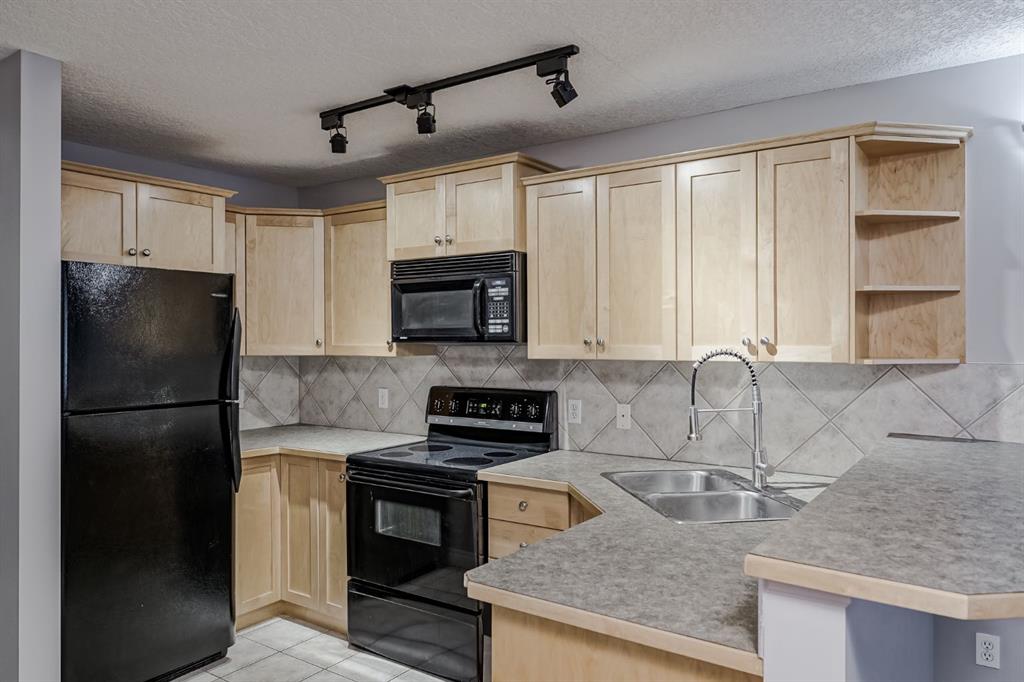 305, 60 38a Avenue SW, A2254620, Alberta,
