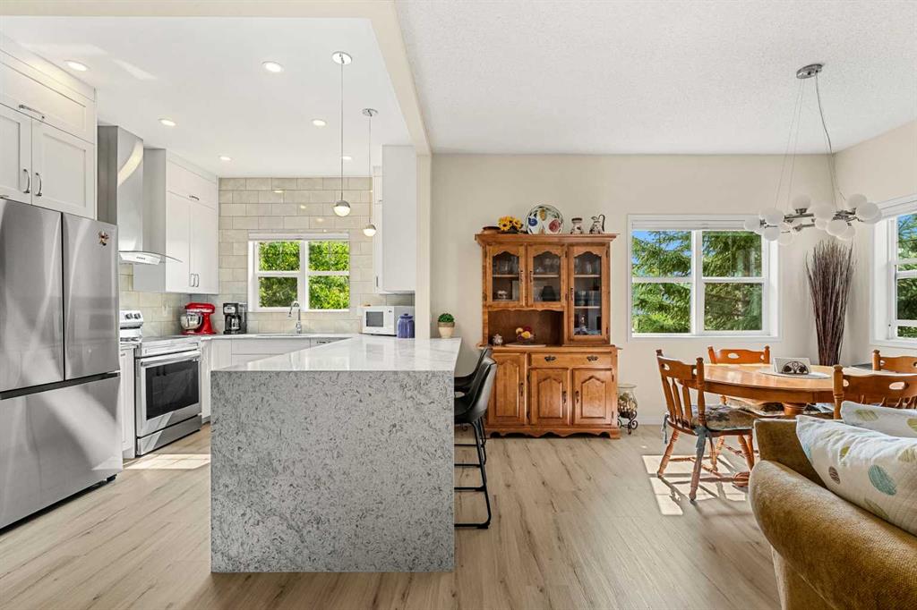 33 Parkridge View SE, A2254664, Alberta,