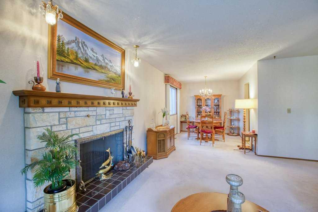 Fourth View of 307 Silverthorn Way NW, Silver Springs, Calgary, Alberta, T3B 4E8
