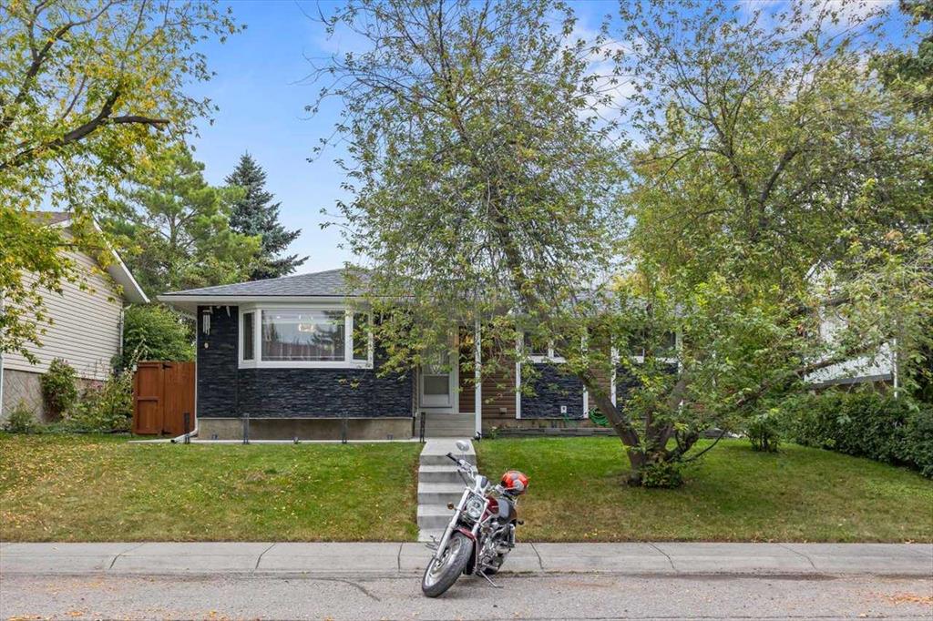 343 Queen Tamara Way SE, A2254985, Alberta,