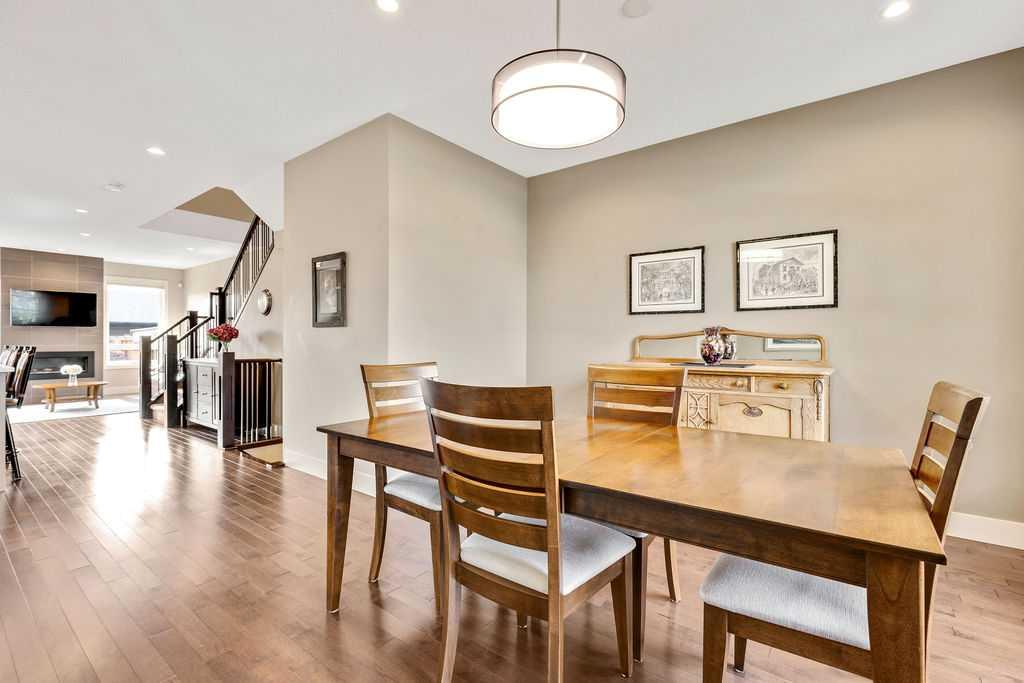 Fourth View of 1615 22 Avenue NW, Capitol Hill, Calgary, Alberta, T2M 1R4