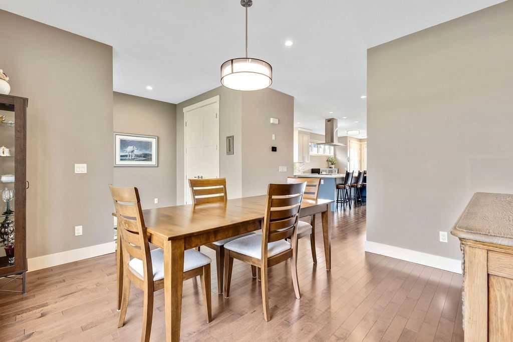 Fifth View of 1615 22 Avenue NW, Capitol Hill, Calgary, Alberta, T2M 1R4