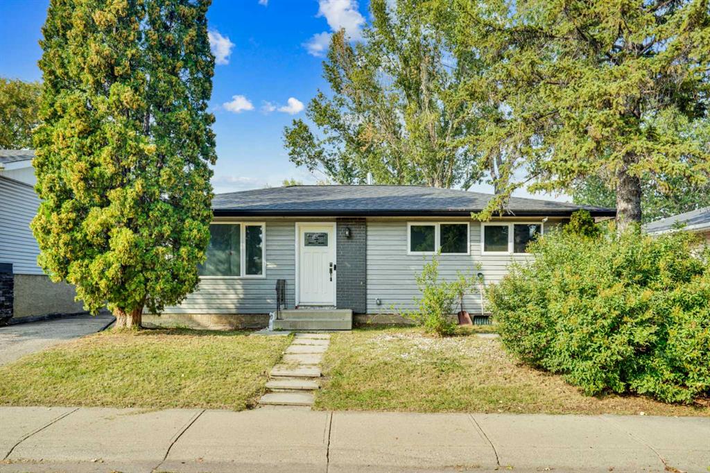 424 Lynnover Way SE, A2255022, Alberta,