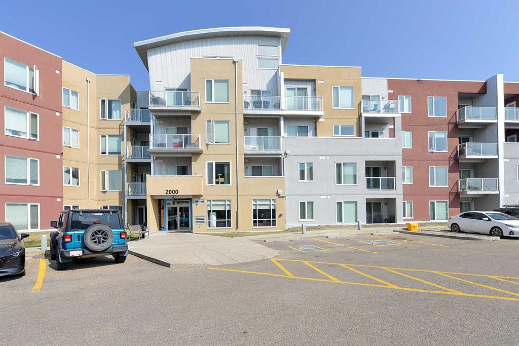 2432, 604 East Lake Boulevard NE, A2255091, Alberta,