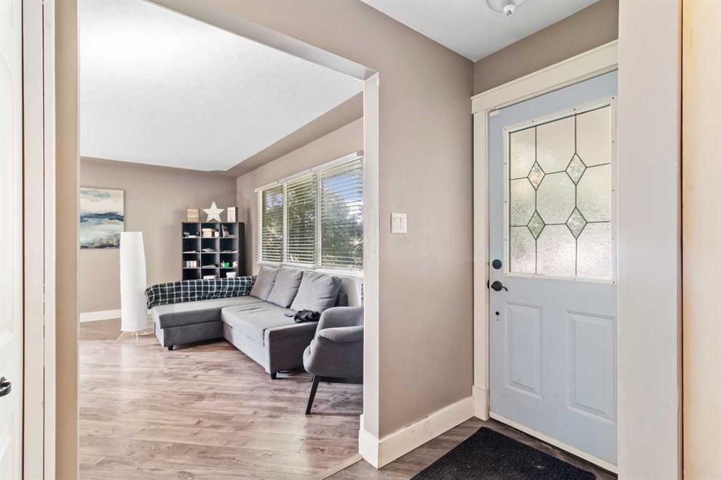Fourth View of 3205 44A Avenue , Mountview, Red Deer, Alberta, T4N 3J6