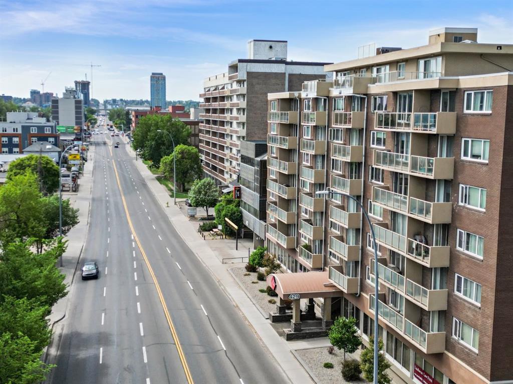 Fourth View of 501, 429 14 Street NW, Hillhurst, Calgary, Alberta, T2N 2A3
