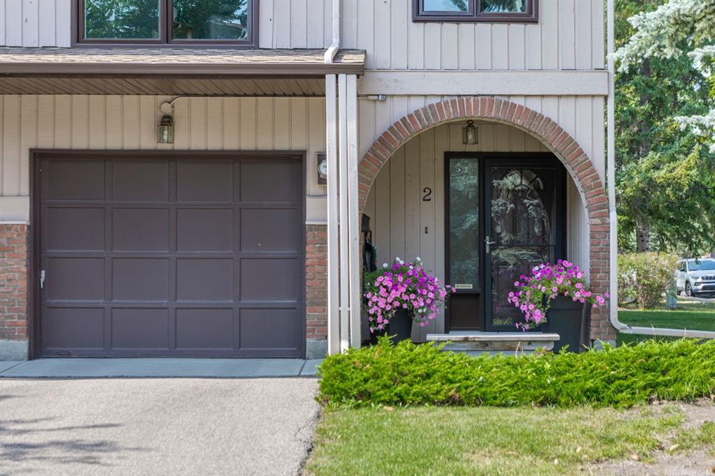 2 Canterbury Gardens SW, A2255220, Alberta,