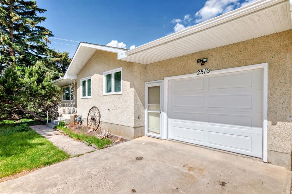Third View of 2516 20 Street , NONE, Nanton, Alberta, T0L1R0