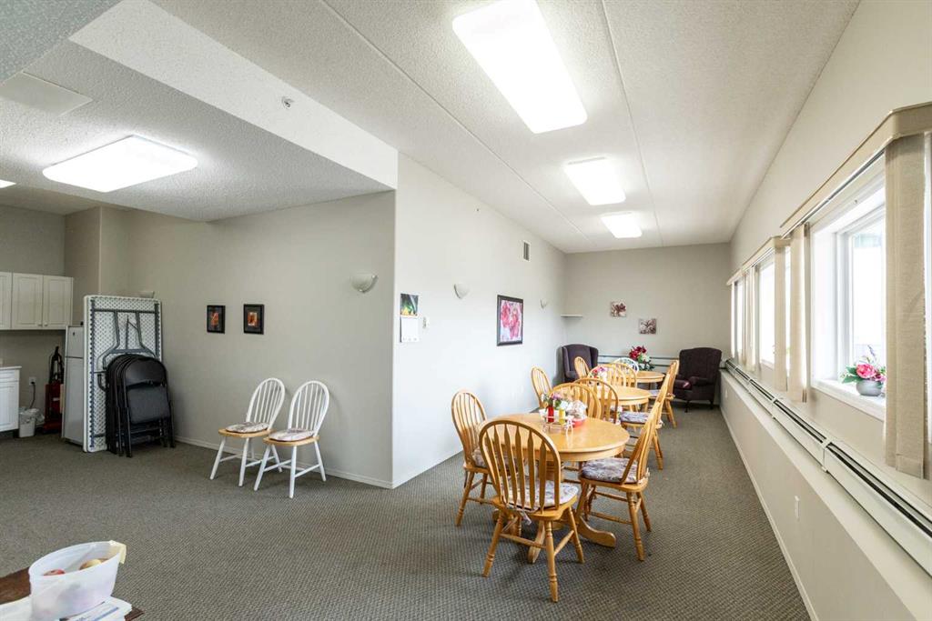 Fifth View of 205, 4319 49 Street , Downtown Innisfail, Innisfail, Alberta, T4G 1B6