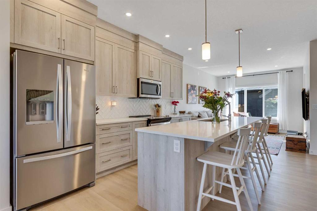 94 Silverton Glen Gate SW, A2255274, Alberta,